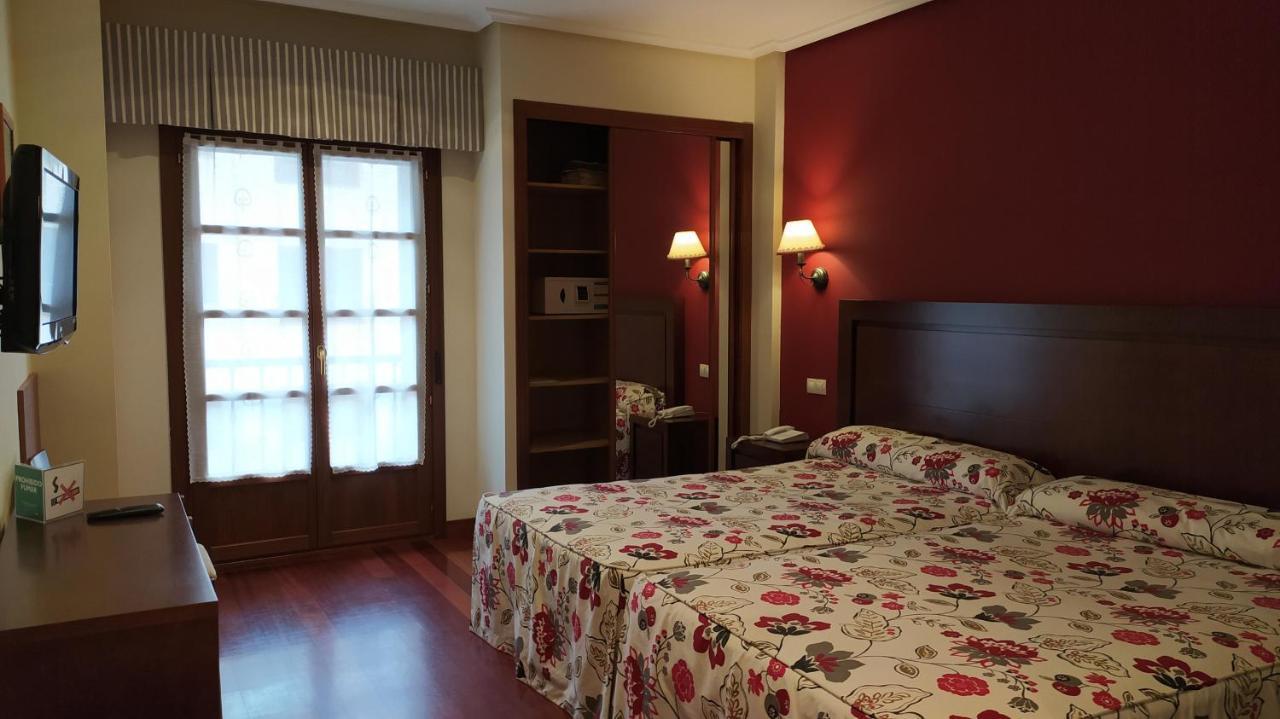 Hotel Valle Las Luinas Soto de Luiña エクステリア 写真