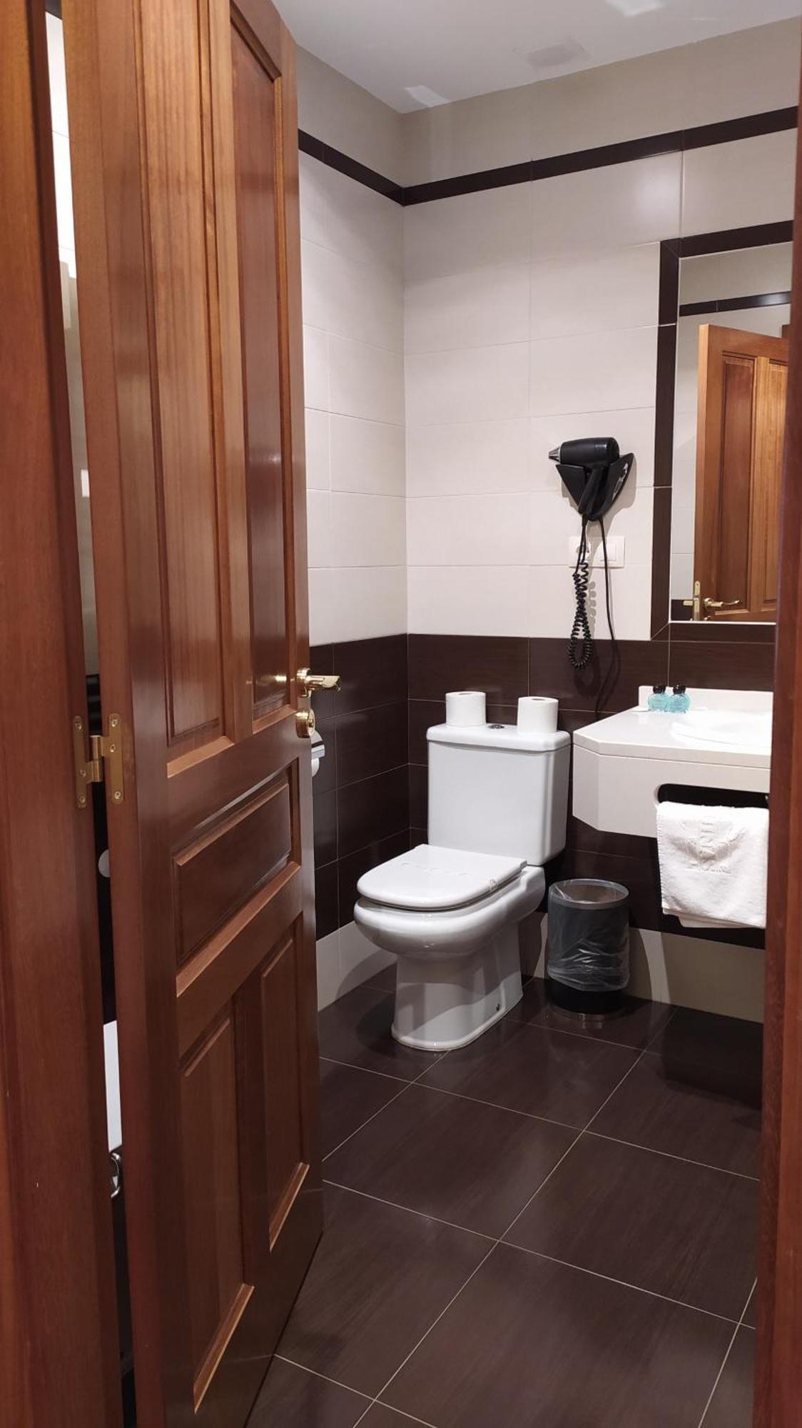 Hotel Valle Las Luinas Soto de Luiña 部屋 写真