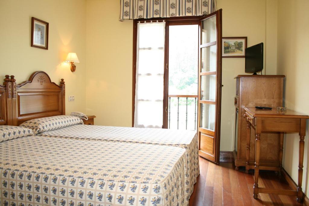 Hotel Valle Las Luinas Soto de Luiña 部屋 写真