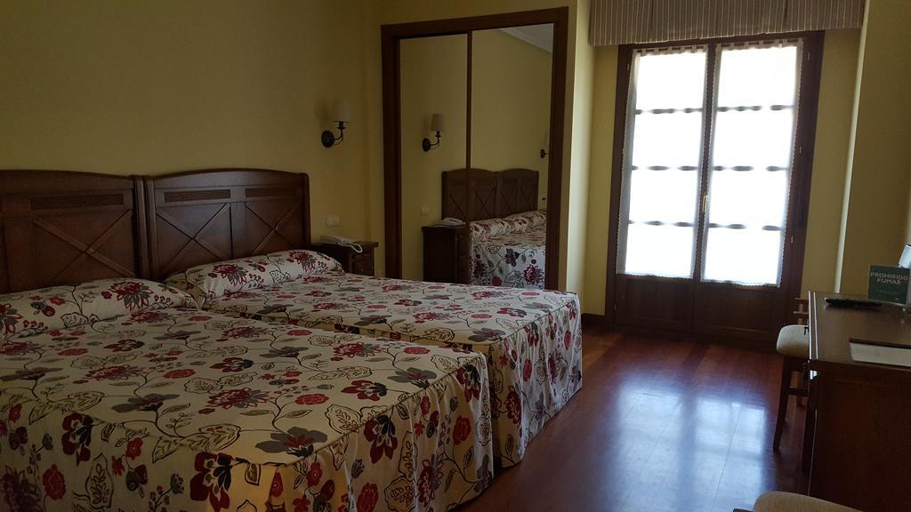 Hotel Valle Las Luinas Soto de Luiña エクステリア 写真