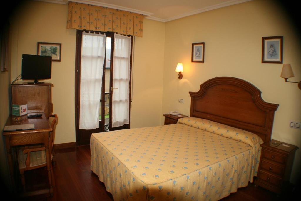 Hotel Valle Las Luinas Soto de Luiña 部屋 写真