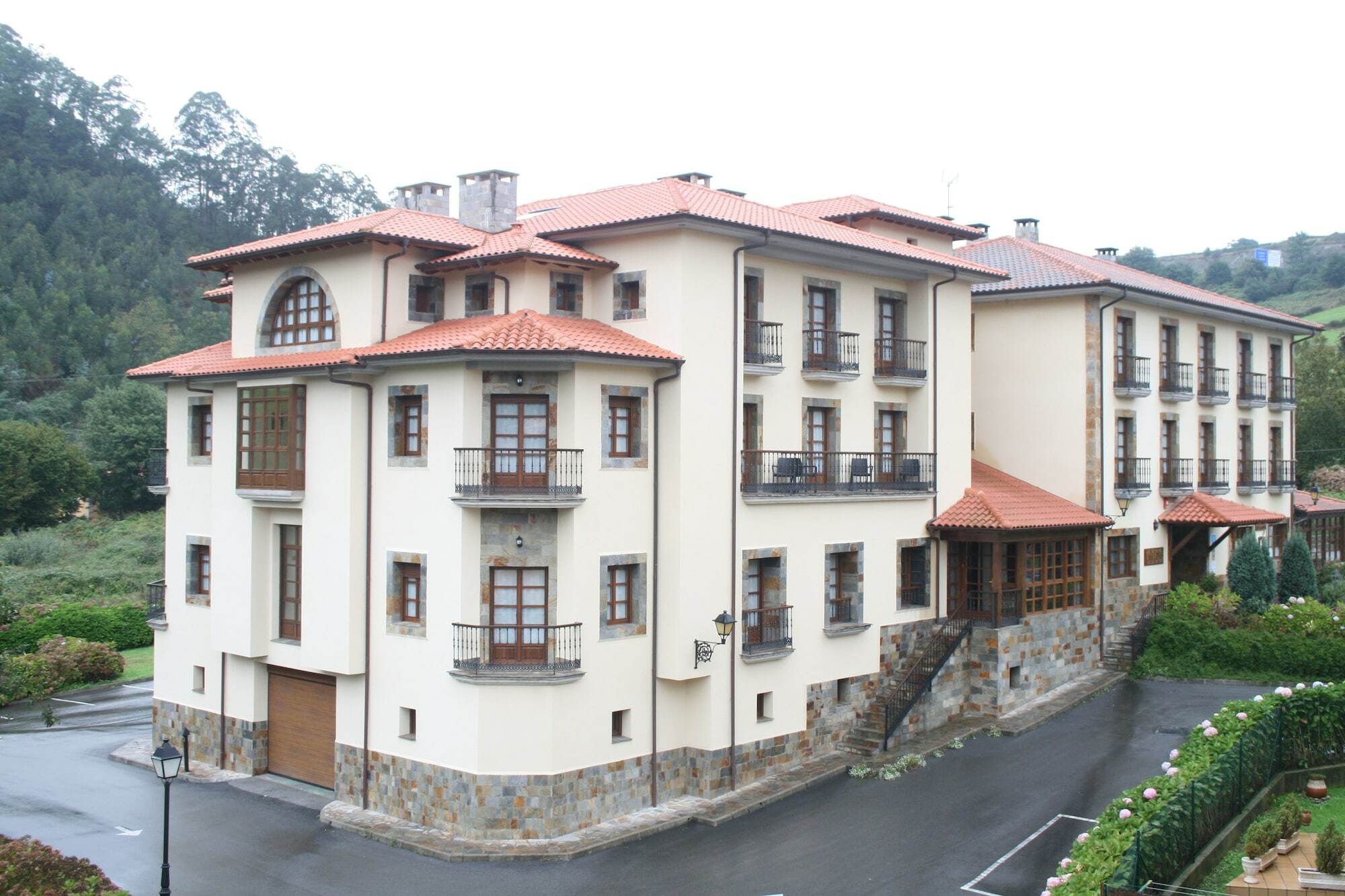 Hotel Valle Las Luinas Soto de Luiña エクステリア 写真
